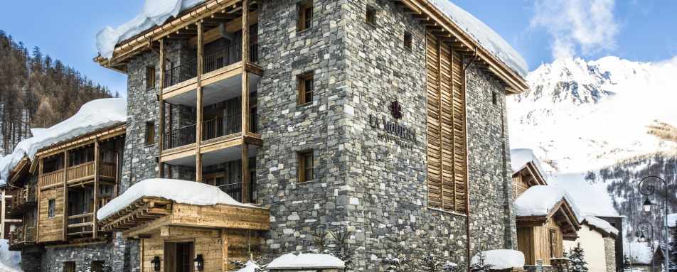 Exterior - La Mourra